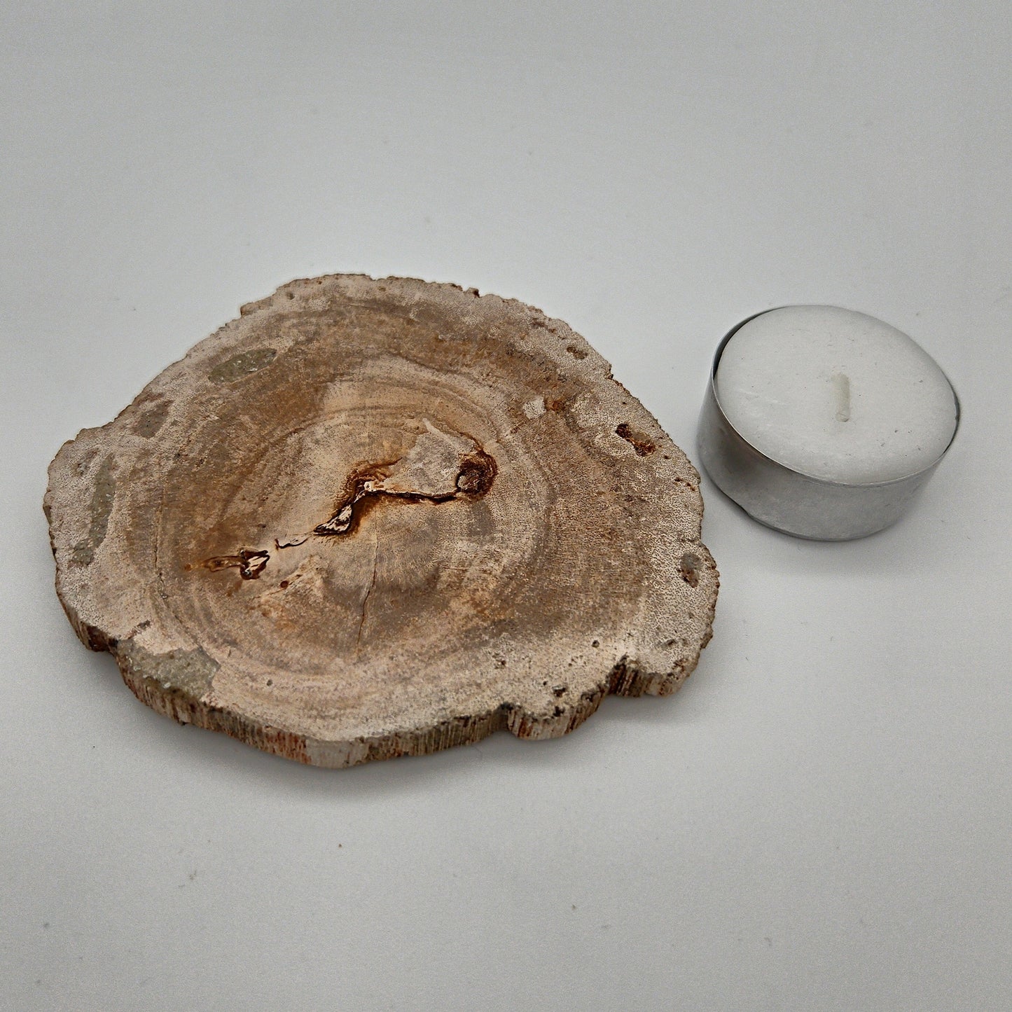 Skulpturel bordskåner