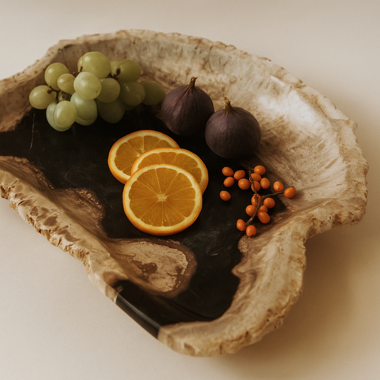 Unikt håndpoleret fad