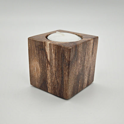 Håndpoleret fyrfadsstage