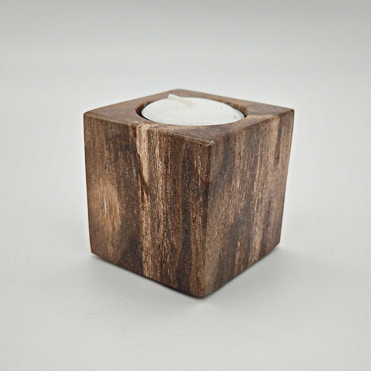 Håndpoleret fyrfadsstage