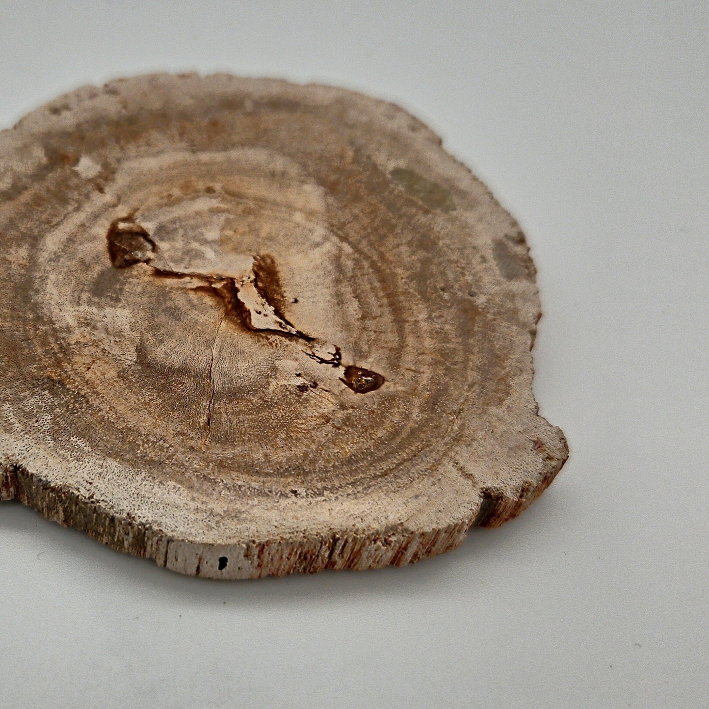 Skulpturel bordskåner