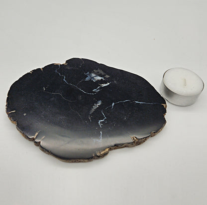 Skulpturel bordskåner