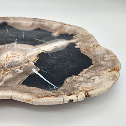 Unikt håndpoleret fad